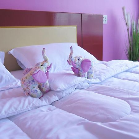 Your Place Inn Surin Esterno foto